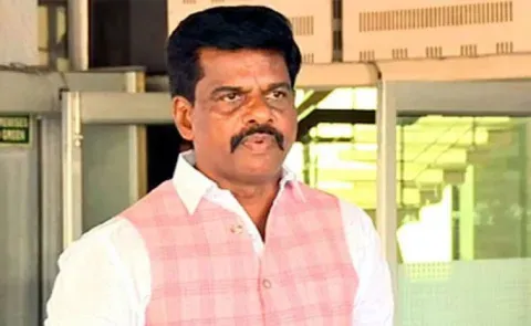 Vijayawada police issues notices to YSRCP Leader Gorantla Madhav once again 