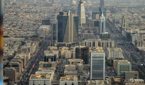 Saudi Begins Selling Alcohol To Non Muslim Residents 14