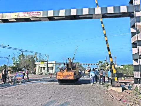 కొనసాగుతున్న రైల్వే డబ్లింగ్‌ పనులు