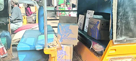 బెల్టు షాపులకు విచ్చలవిడిగా మద్యం సరఫరా