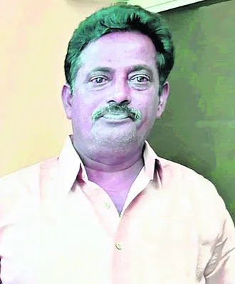 రోడ్డు ప్రమాదంలో ఒకరు మృతి