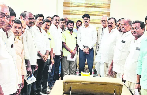 నిషేధిత జాబితా నుంచి తొలగించాలి 