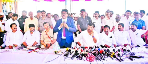 మార్కాపురం జిల్లా అభివృద్ధికి కృషి