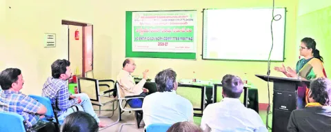 అనుబంధ రంగాలపై దృష్టి సారించాలి