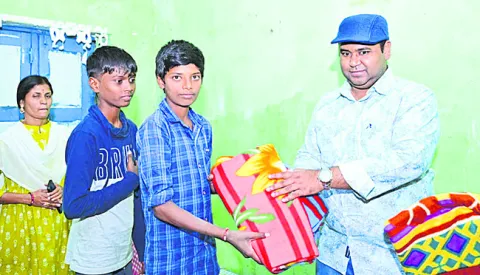 ఆలోచన అదిరె.. విద్యార్థులు మురిసె 