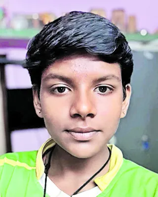 జాతీయ స్థాయి వాలీబాల్‌ పోటీలకు వడ్డేశ్వరం బాలిక ఎంపిక 