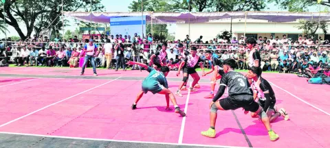 తెలుగు రాష్ట్రాల హవా...