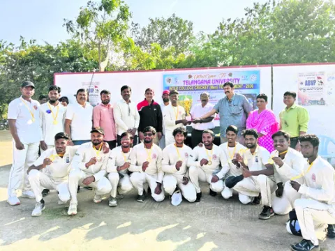 పీజీ పరీక్షలు వాయిదా 
