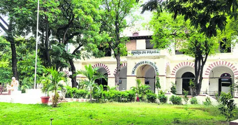 రెవెన్యూ ‘కుదేలు’ 