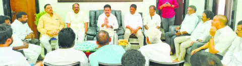 చంద్రబాబు ప్రభుత్వంపై తీవ్ర వ్యతిరేకత 