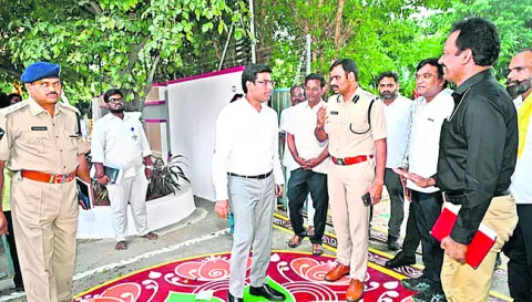 పకడ్బందీగా సీఎం పర్యటన ఏర్పాట్లు