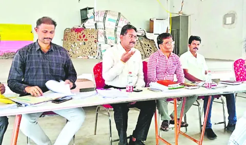 సంక్రాంతికి మరికొన్ని ప్రత్యేక రైళ్లు 