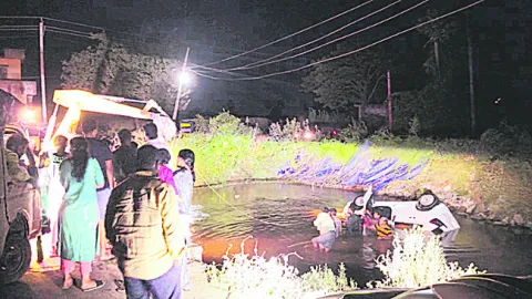 రోడ్డు ప్రమాదంలో వ్యక్తి దుర్మరణం 