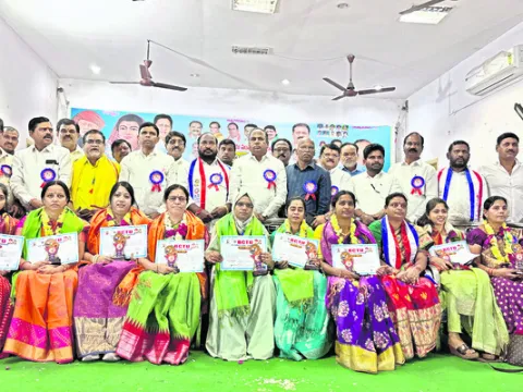 మహిళా విద్యకు మార్గదర్శకురాలు సావిత్రీబాయి ఫూలే 