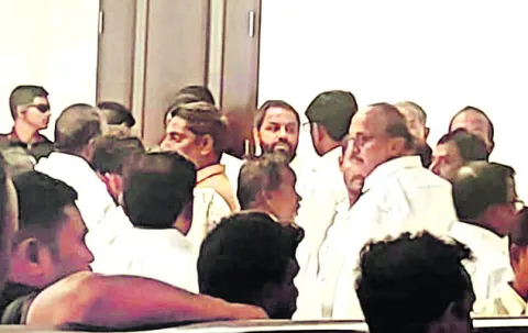 పచ్చపార్టీలో రచ్చ! 