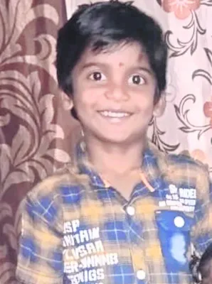 బాలుడి ప్రాణం తీసిన  వాటర్‌ హీటర్‌ 
