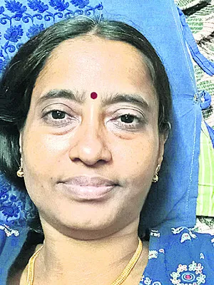 వివాహిత ఆత్మహత్య 