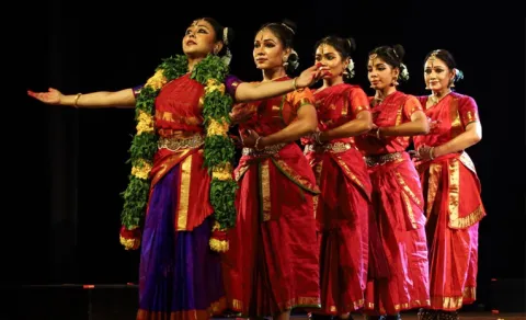 Ramya Vaidyanathan Maalyada Andal Sacred Garland Bharatanatyam Ravindra Bharathi