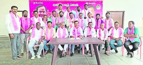 దుబ్బాకకు పైసా విదల్చని సర్కార్‌