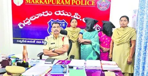 పథకం ప్రకారమే హత్య 
