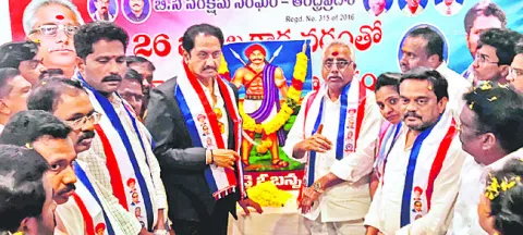 ఓబన్న పోరాట స్ఫూర్తి ఆదర్శనీయం