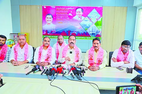 జిల్లా రద్దుకు రేవంత్‌ సర్కార్‌ కుట్ర