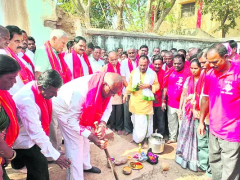 ఉపాధిహామీ పేరు మార్చడం దుర్మార్గం