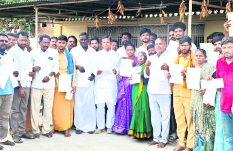 పేదల అభ్యున్నతే ప్రభుత్వ ధ్యేయం 