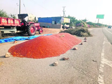 కంది రైతు కుదేలు