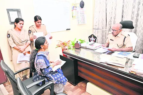 ఎస్పీ కార్యాలయానికి 31 అర్జీలు 