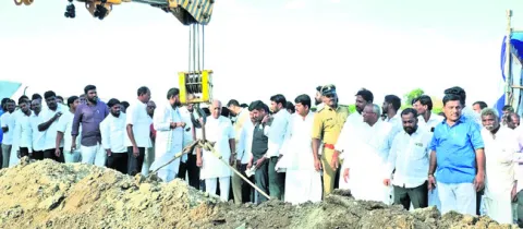 రూ.460 కోట్లతో చెరువుల సంరక్షణ 