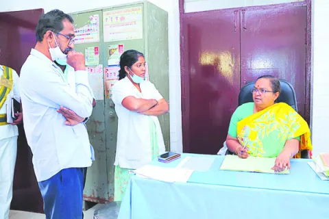 వైద్య సేవలు నిరంతరం అందాలి