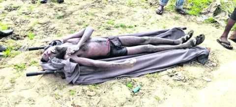 నాణేల కోసం మంజీరలోకి దిగి ఒకరి మృతి 