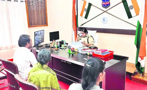 అర్జీదారుల సమస్యలు పరిష్కరించాలి
