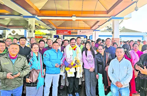 తిరుపతి పాణిగ్రాహికి సత్కారం 