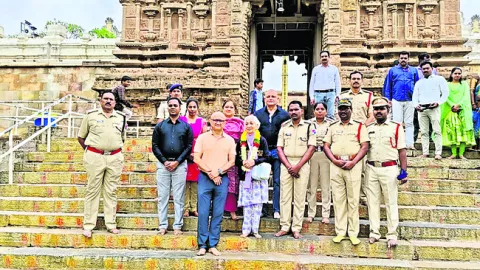 రామయ్య సన్నిధిలో సౌత్‌ సెంట్రల్‌ రైల్వే ఐజీ