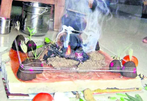 సిరిసంపదలు పొంగాలంటూ.. 
