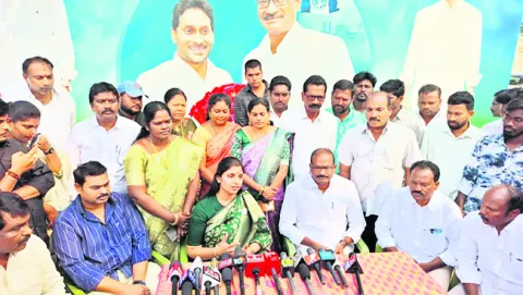 చంద్రబాబు ప్రభుత్వంలో కళ తప్పిన సంక్రాంతి 