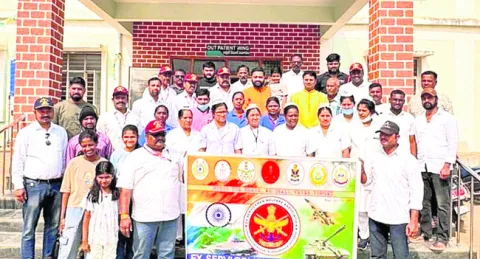 ఘనంగా మాజీ సైనికుల దినోత్సవం