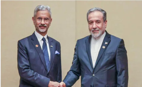 Iranian fm calls on Indian fm