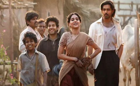 Roshan Champion Movie Gira Gira Gingiraagirey Video Song out now4