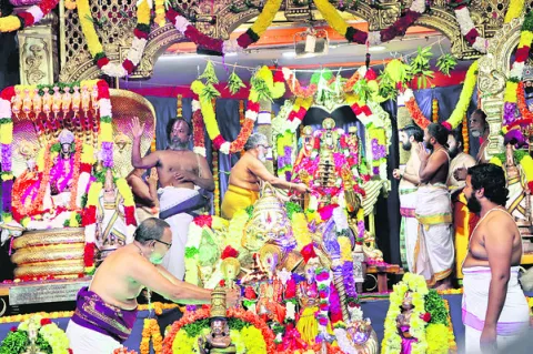 కోసల రామా.. కౌసల్యా తనయా..