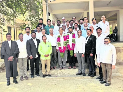 బాధ్యతలు స్వీకరించిన ఏపీపీలు
