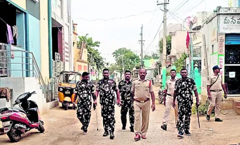 యూరియా పంపిణీలో ఘర్షణ