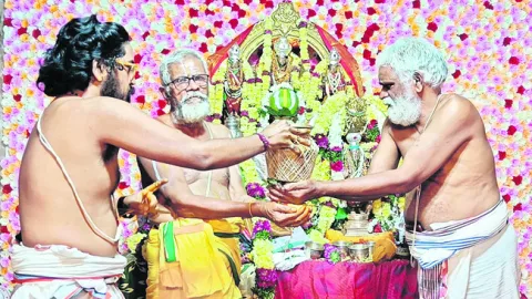 రమణీయం..  గోదాదేవి కల్యాణం 
