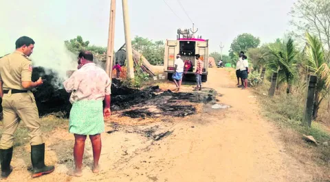 కొండేపాడులో అగ్ని ప్రమాదం 