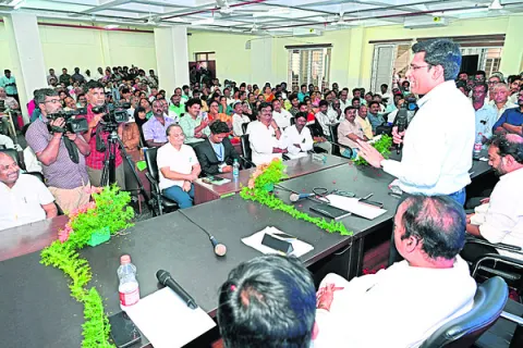 శెట్టిపల్లిలో అందరికీ న్యాయం చేయండి 