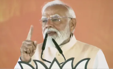 PM Modi Launched The Vande Bharat Sleeper Train In West Bengal