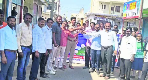 సీఎం కప్‌ క్రీడా పోటీలకు నిధుల కొరత! 