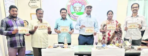 ఇంటివద్దకే మేడారం బంగారం ప్రసాదం 